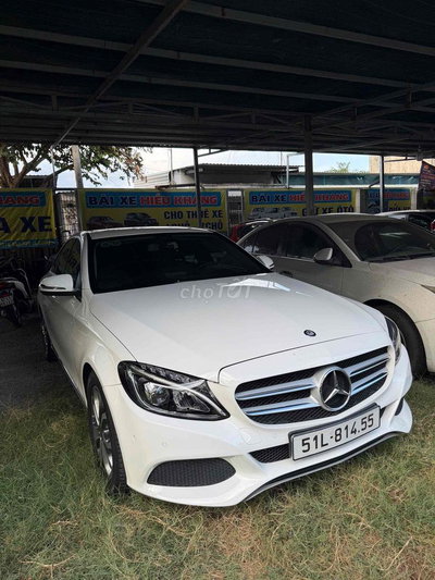 Mercedes Benz C Class 2017 C200 - 150000 km