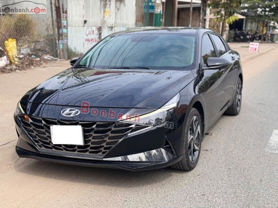 Xe Hyundai Elantra 2.0 AT Cao cấp 2022