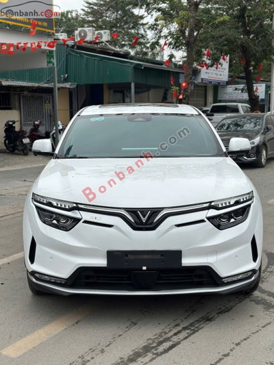 Xe VinFast VF8 Plus AWD 2023