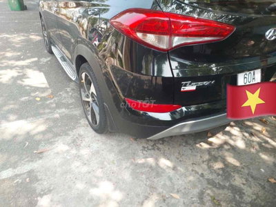 Hyundai Tucson màu Đen