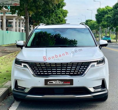Xe Kia Carnival Signature 2.2D 2024