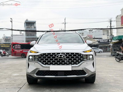 Xe Hyundai SantaFe Cao cấp 2.2L HTRAC 2022