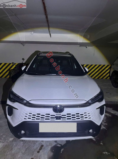 Xe Toyota Corolla Cross 1.8V 2025