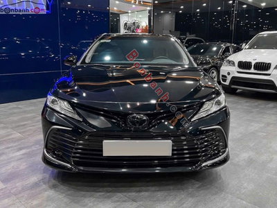 Xe Toyota Camry 2.0Q 2022