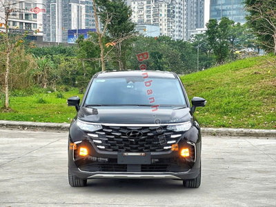 Xe Hyundai Custin Cao Cấp 2.0T 2024