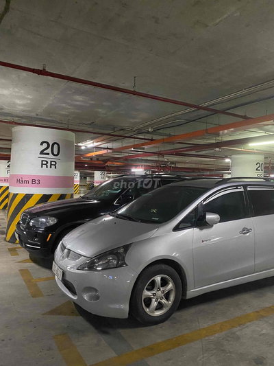 Mitsubishi Grandis 2005 - 200000 km