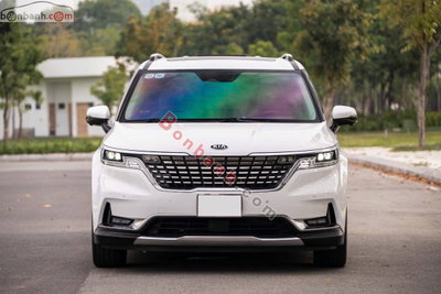 Xe Kia Carnival Signature 2.2D 2021