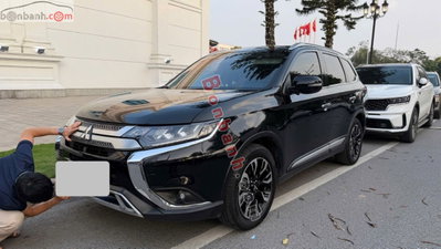Xe Mitsubishi Outlander 2.0 CVT Premium 2020