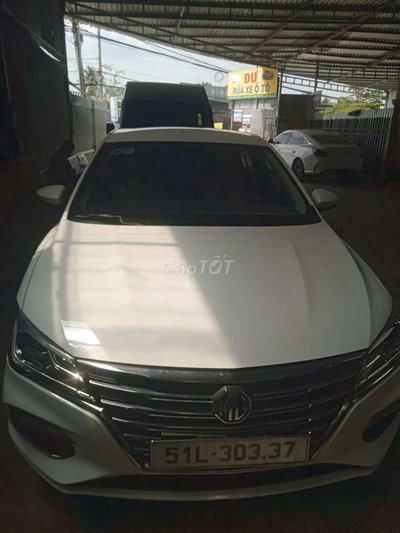 MG5 Trắng bao nợ xấu. xe góp nối. xe trả góp
