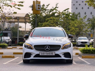 Xe Mercedes Benz C class C300 AMG 2019