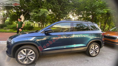Xe Skoda Karoq Ambition 1.4 AT 2024