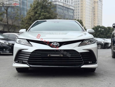 Xe Toyota Camry 2.5Q 2021