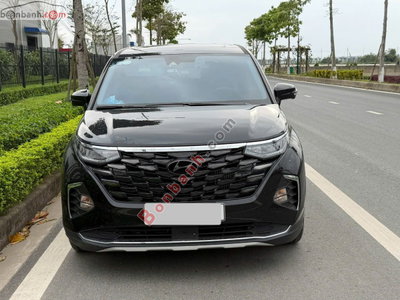 Xe Hyundai Custin Cao Cấp 2.0T 2025