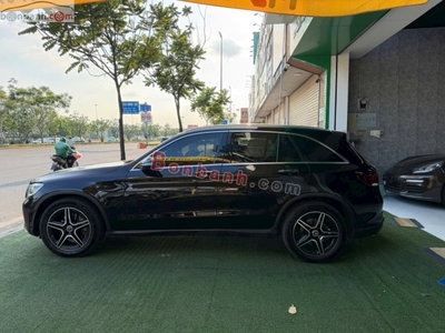 Xe Mercedes Benz GLC 300 4Matic 2021