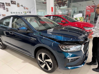 Skoda Slavia Xanh dương
