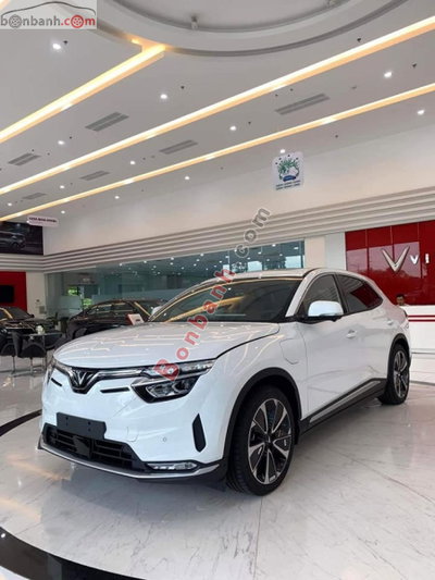 Xe VinFast VF8 Plus AWD 2026