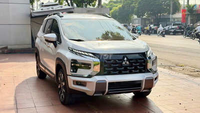 Mitsubishi Xpander Cross 2025 6.652 km Trắng