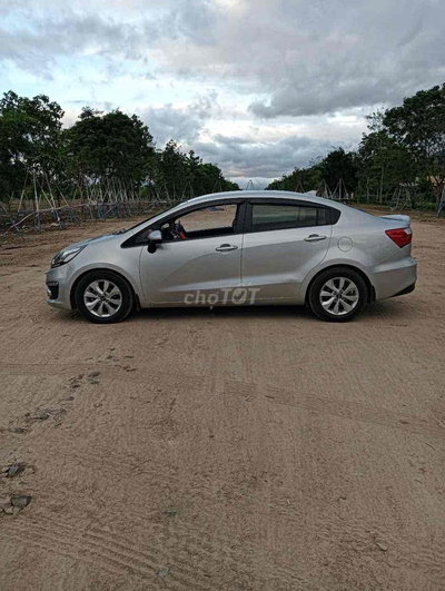 Kia Rio Bạc 79340 km