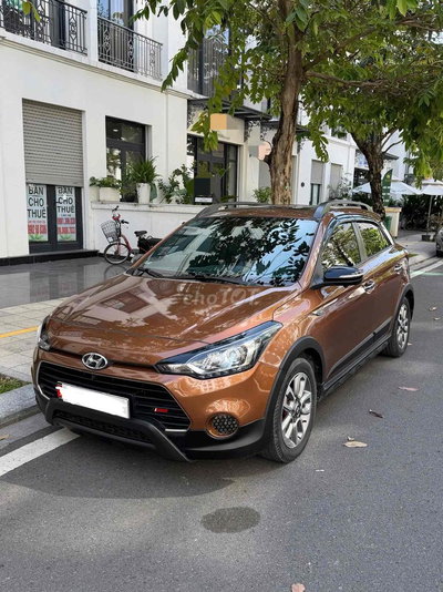 Hyundai i20 2015 màu Nâu