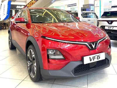 Xe điện VinFast VF6 Eco Trắng
