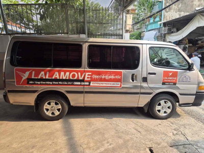 Toyota Hiace 2004