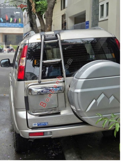 Xe Ford Everest 2.5L 4x2 MT 2010