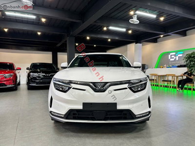 Xe VinFast VF8 Plus AWD 2023