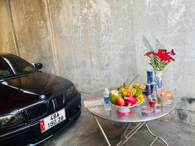 BMW màu Đen