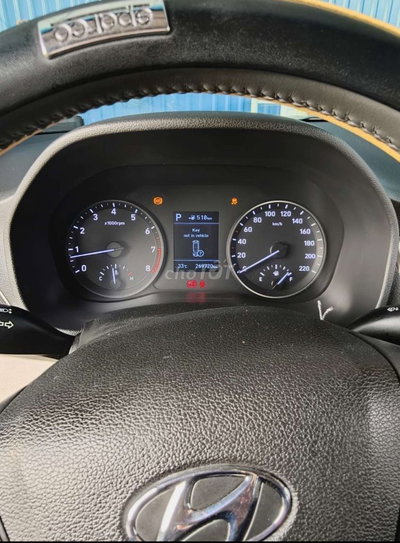 Hyundai Accent Trắng 269.720 km