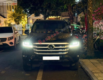 Xe Toyota Land Cruiser 3.5 V6 2024