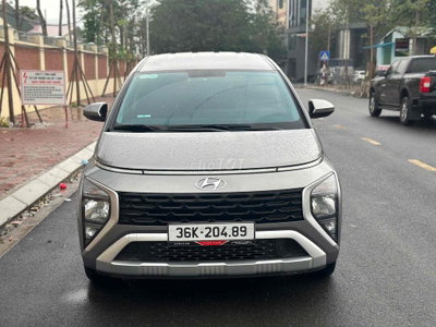 Hyundai Stargazer 2022 at bản tiêu chuẩn bao zin