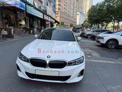 Xe BMW 3 Series 320i Sport Line 2024