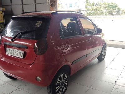 Chevrolet Spark Đỏ 5 chỗ