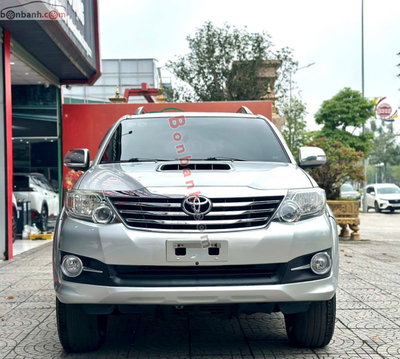 Xe Toyota Fortuner 2.5G 2015
