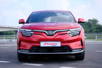 VinFast VF8 Plus 2025 - 95 km- không giới hạn sạt