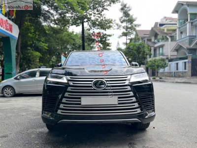 Xe Lexus LX 600 Urban 2024