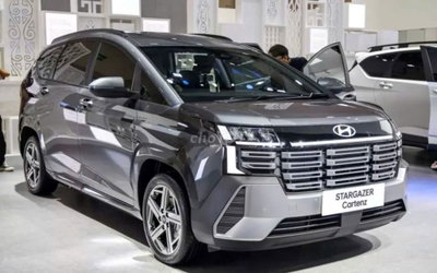 Hyundai Stargazer 2026 Xám