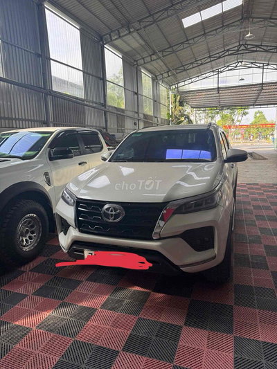Toyota Fortuner 2019 STD 50.000km