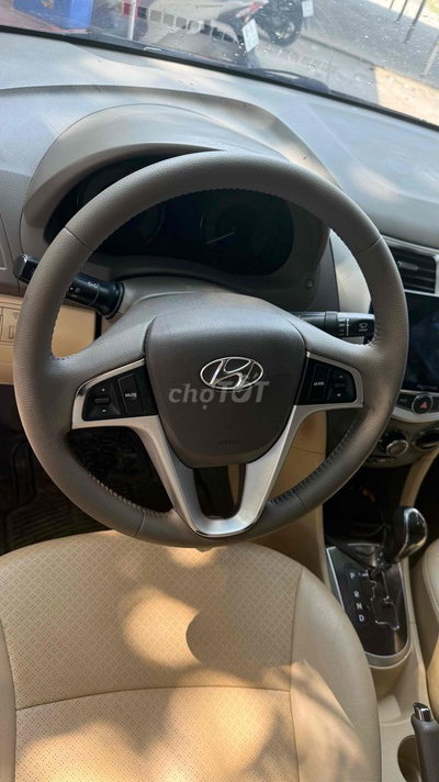 Hyundai Accent 2011 Đỏ