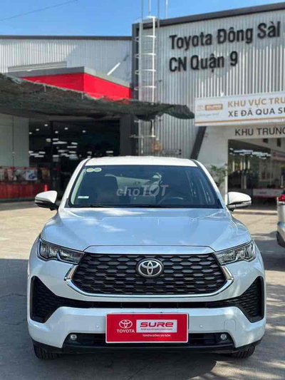 Toyota Innova Cross 2025 2.0V Trắng(giá còn giảm)