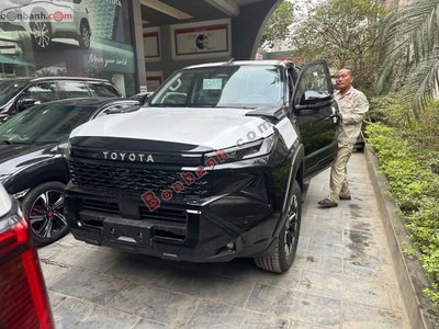 Xe Toyota Hilux Trailhunter 2.8L 4x4 AT 2026