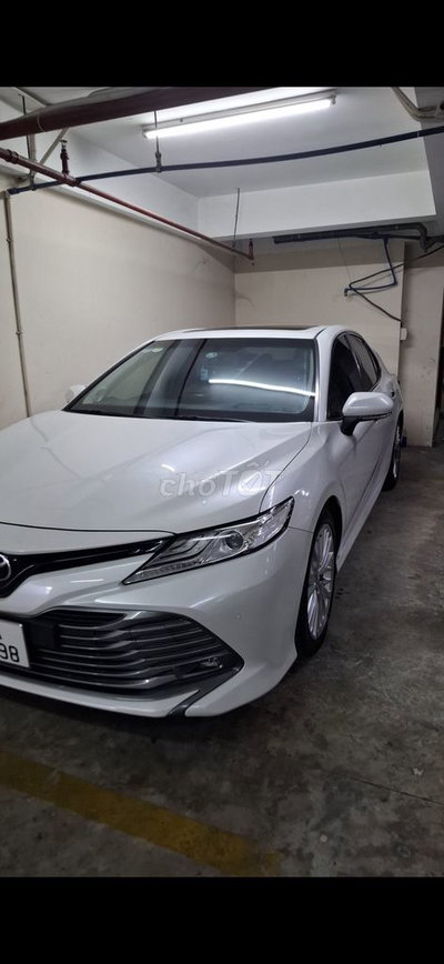 Toyota Camry 2021 Trắng 24069 km