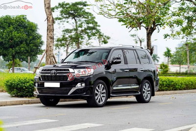 Xe Toyota Land Cruiser VX.R 5.7 V8 2016