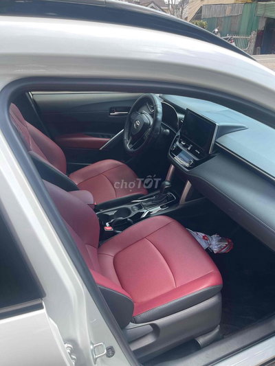 Toyota Corolla Cross 2025 Trắng 5000 km