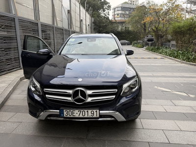 Mercedes-Benz GLC 250 Xanh đen