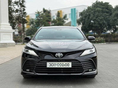 Toyota Camry 2023 2.5 Đen 40000 km