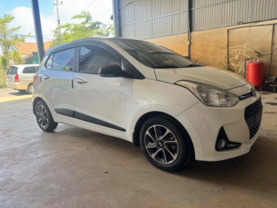 xe gđ cần bán i10 2020 At