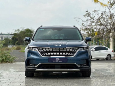 KIA Carnival Signature 2022 Odo 45.000 Km