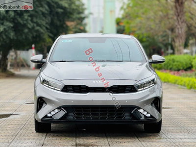 Xe Kia K3 Premium 1.6 AT 2022