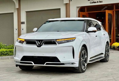 VF9 LÃI 3 NĂM 5%+MIỄN SẠC 3 NĂM+BAO NỢ XẤU
